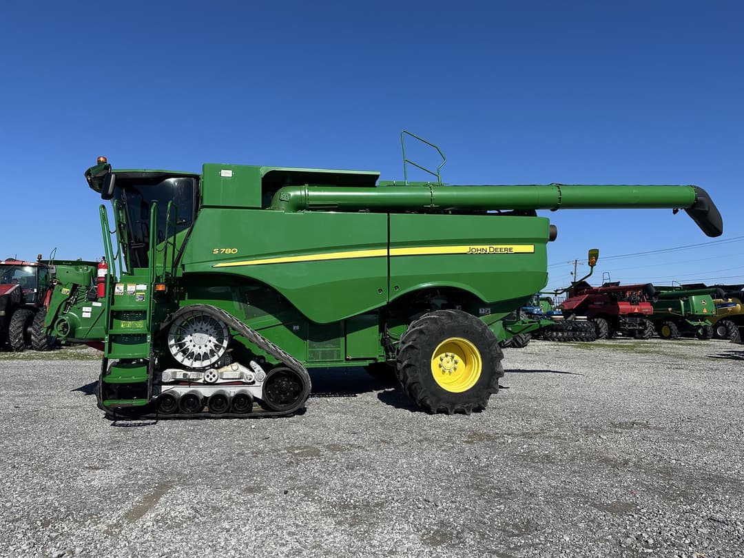 Image of John Deere S780 Primary image
