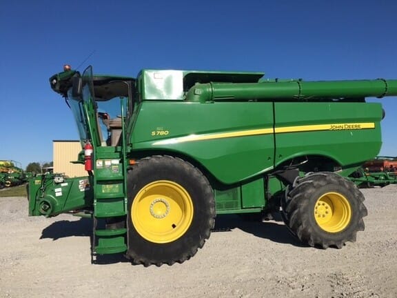 Main image John Deere S780