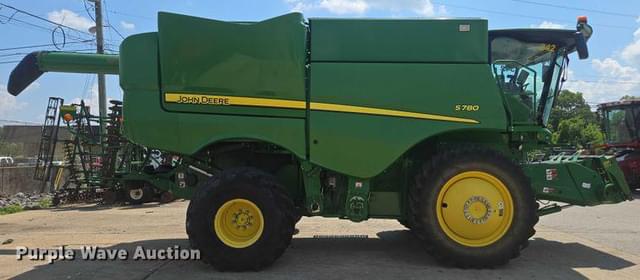 Image of John Deere S780 equipment image 3