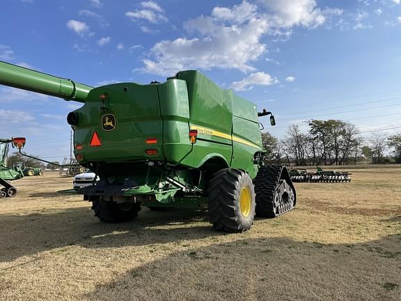 Image of John Deere S790 equipment image 2