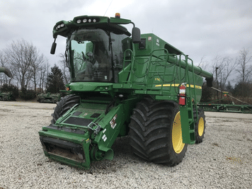 Main image John Deere S790