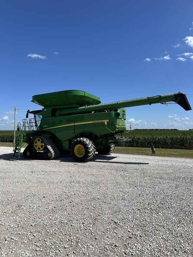 Image of John Deere S790 equipment image 3