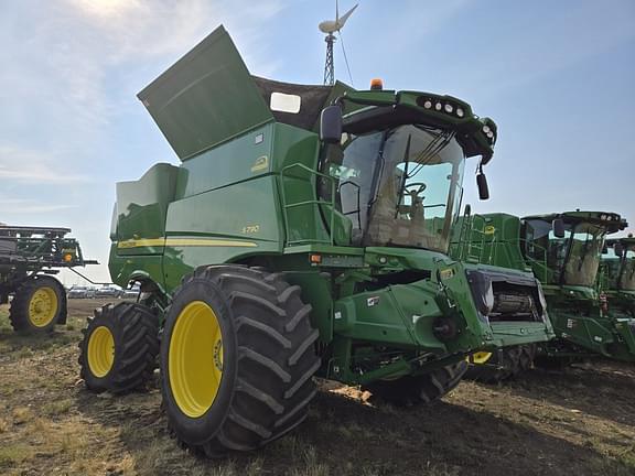 Image of John Deere S790 equipment image 1