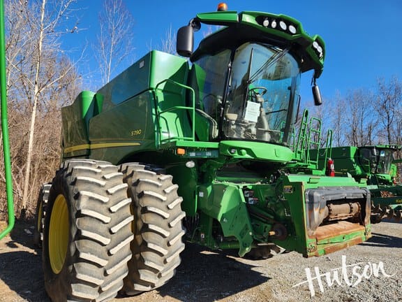 2019 John Deere S790 Equipment Image0