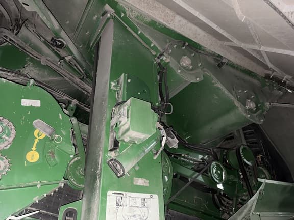 Image of John Deere S790 equipment image 3