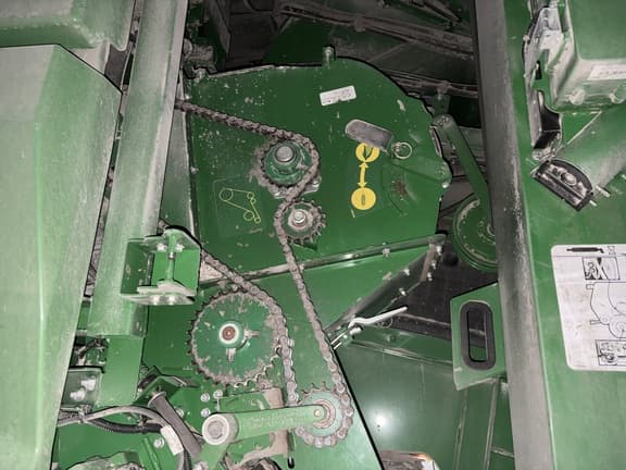 Image of John Deere S790 equipment image 4