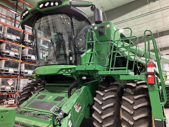 2019 John Deere S790 Equipment Image0