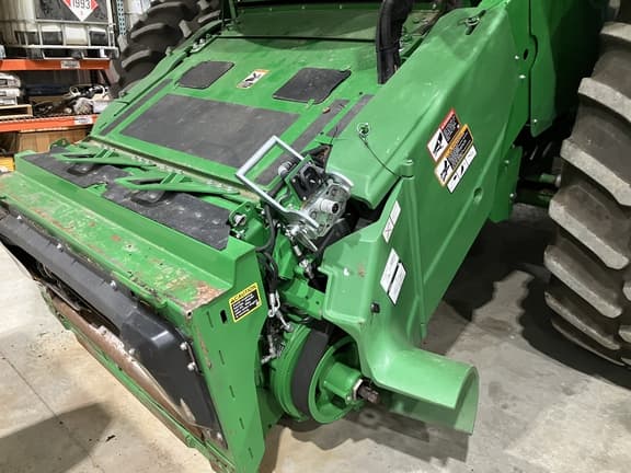 Image of John Deere S790 equipment image 3