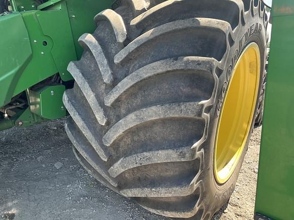 Image of John Deere S790 equipment image 4