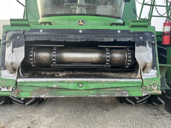 Image of John Deere S790 equipment image 3