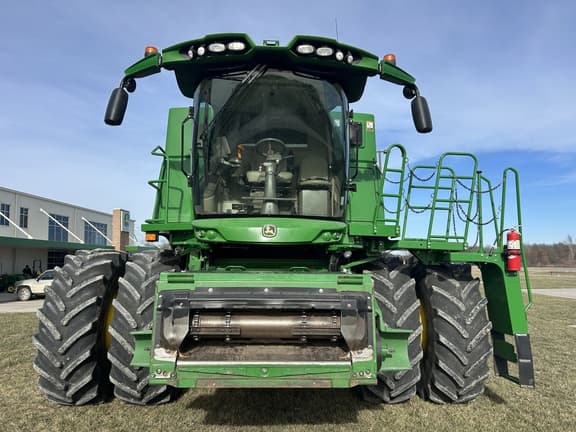 Image of John Deere S790 equipment image 2