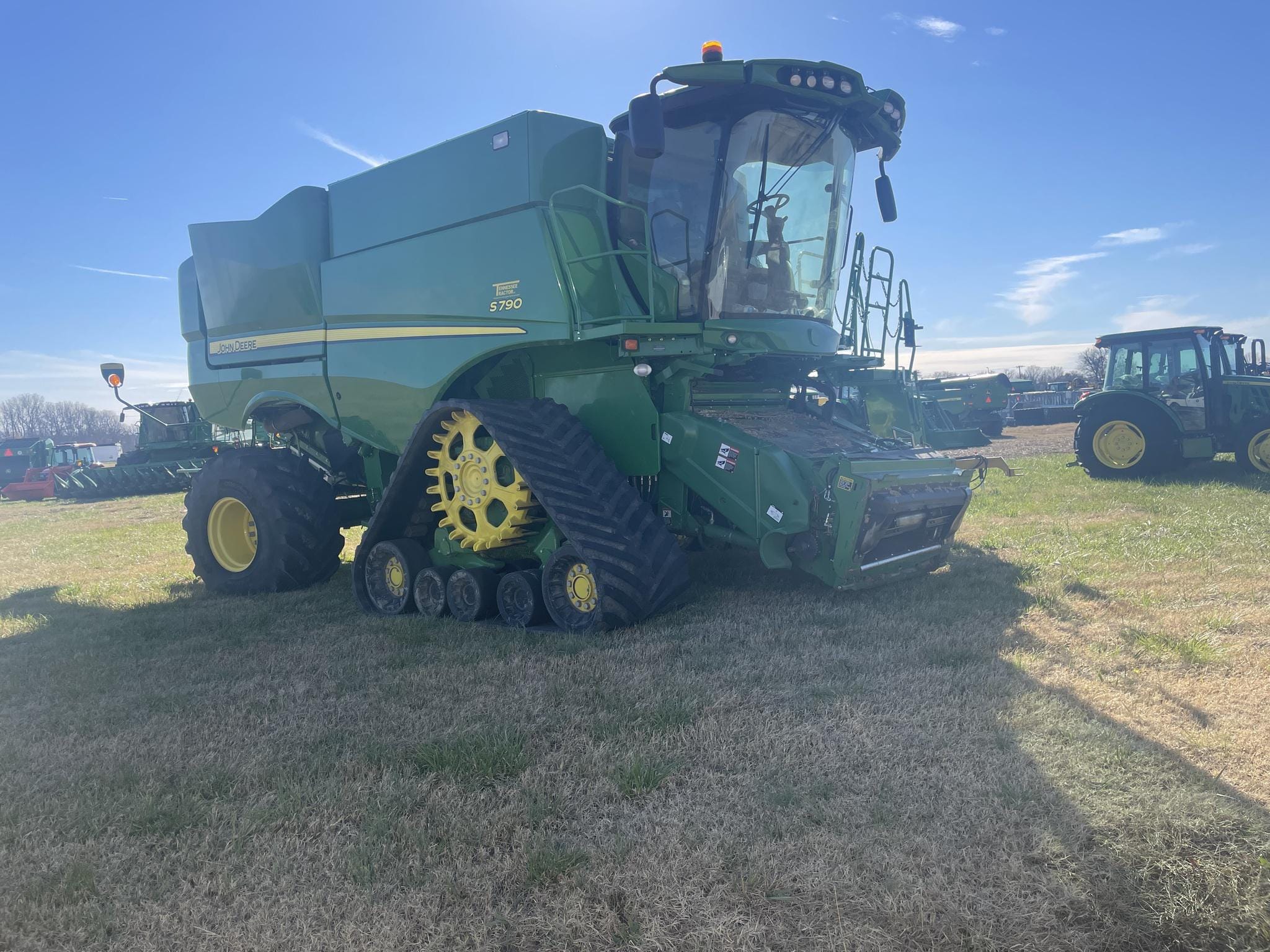 Main image John Deere S790