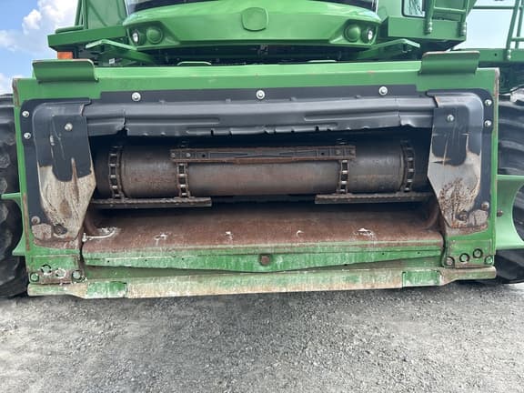 Image of John Deere S790 equipment image 2