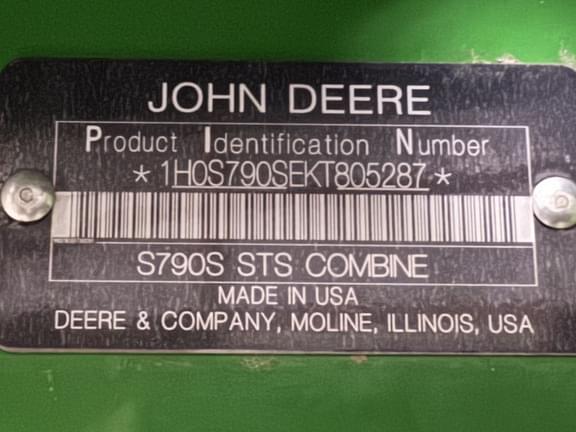 Image of John Deere S790 equipment image 2