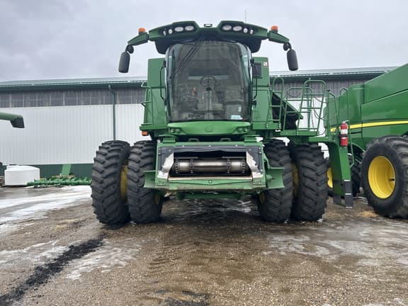 Image of John Deere S790 equipment image 2