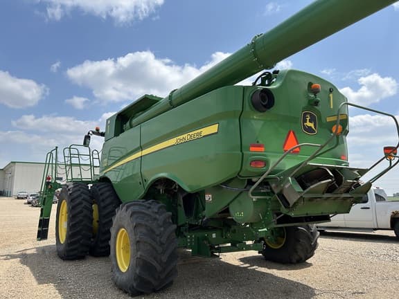 Image of John Deere S790 equipment image 3