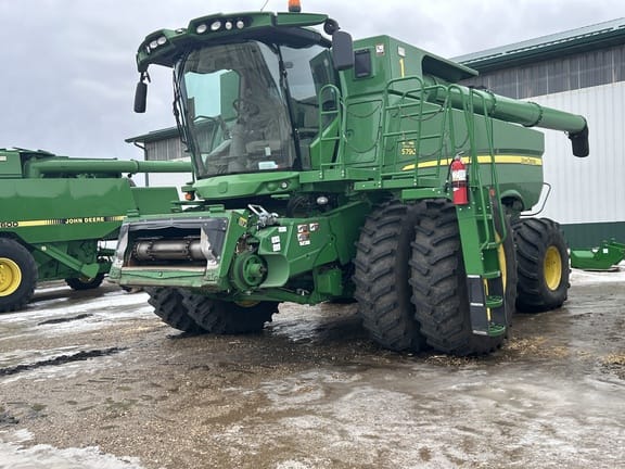 2019 John Deere S790 Equipment Image0