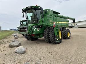 2019 John Deere S790 Image