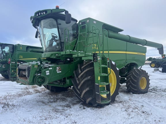 2019 John Deere S790 Equipment Image0