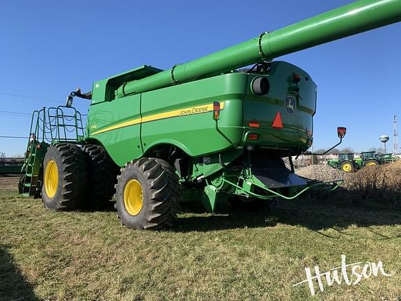 Image of John Deere S790 equipment image 3