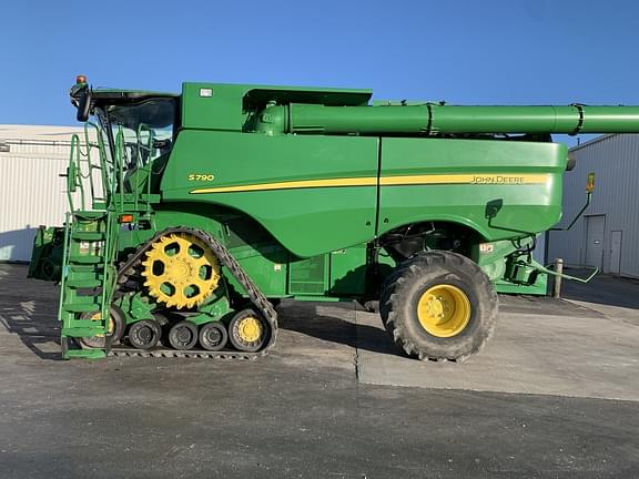 Image of John Deere S790 Primary image