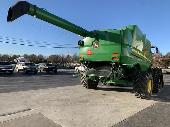 Image of John Deere S790 equipment image 4