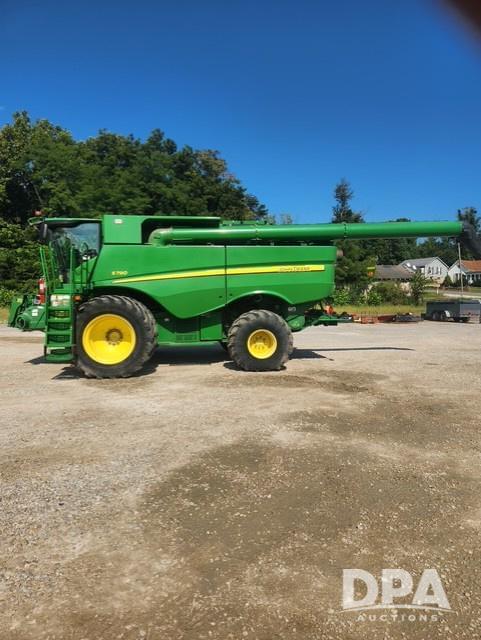 Image of John Deere S790 equipment image 4