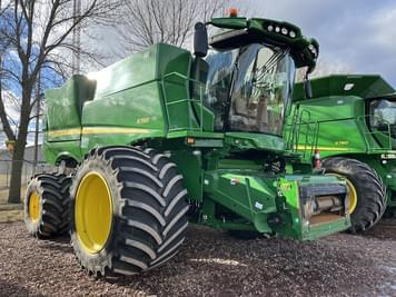 Main image John Deere S790