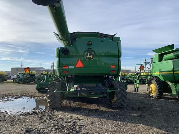 Image of John Deere S790 equipment image 3