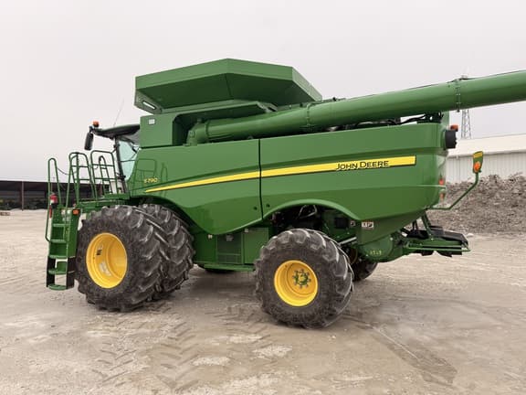 Image of John Deere S790 equipment image 3