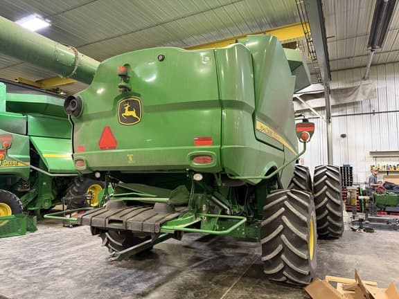 Image of John Deere S790 equipment image 2