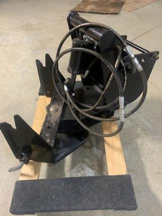 Image of John Deere 47" Snow Blower equipment image 4