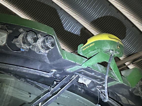 Image of John Deere StarFire 6000 Primary image