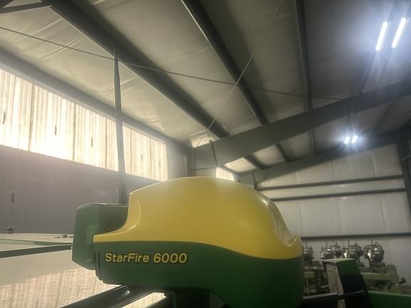 Image of John Deere StarFire 6000 Primary Image