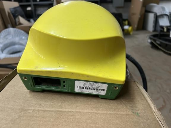 Image of John Deere StarFire 6000 equipment image 3