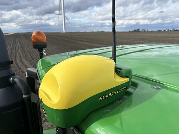 Image of John Deere StarFire 6000 Primary image