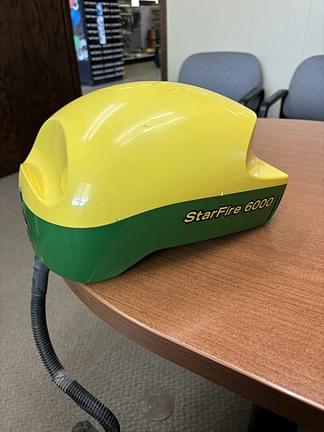 Image of John Deere StarFire 6000 equipment image 1