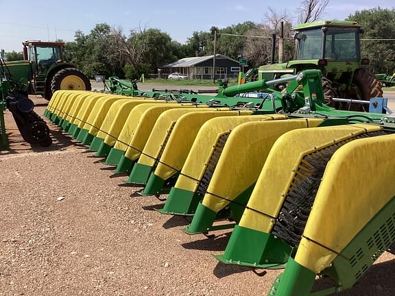 Image of John Deere SH12F equipment image 1