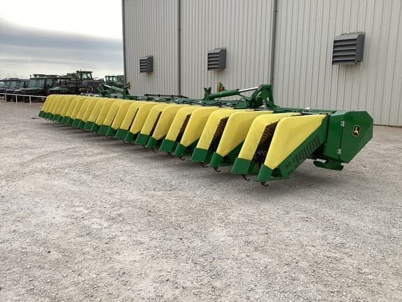 Image of John Deere SH12F equipment image 3