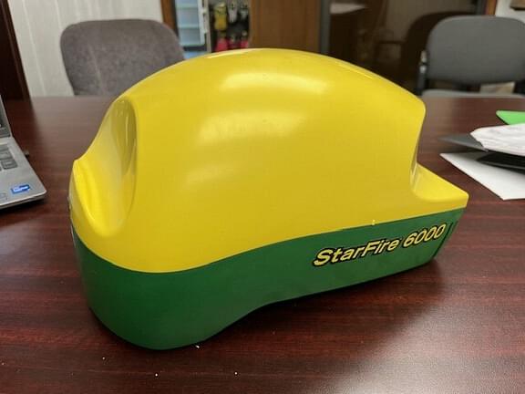 Image of John Deere StarFire 6000 Image 0