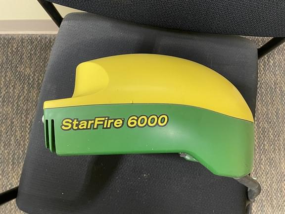 Image of John Deere StarFire 6000 Primary image