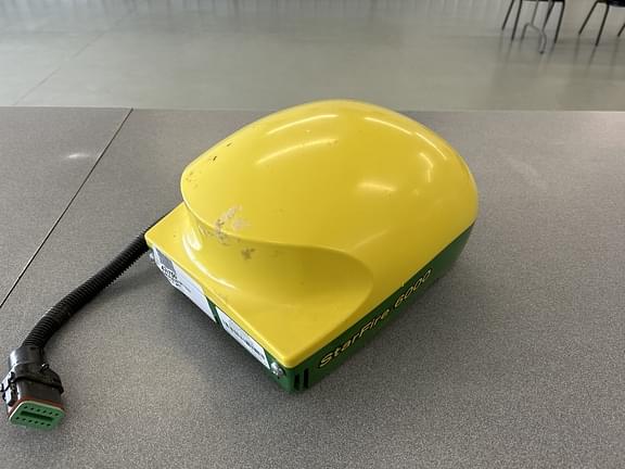 Image of John Deere StarFire 6000 Image 1