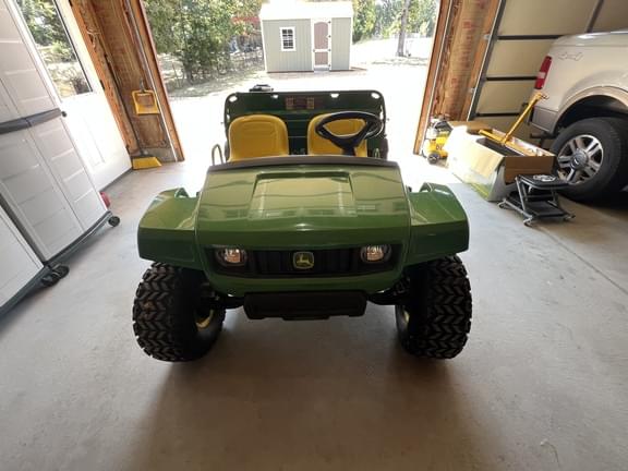 Image of John Deere Gator TS 4x2 equipment image 1