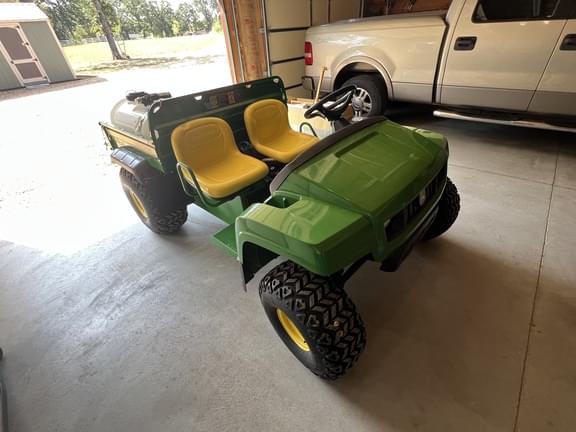 Image of John Deere Gator TS 4x2 equipment image 2
