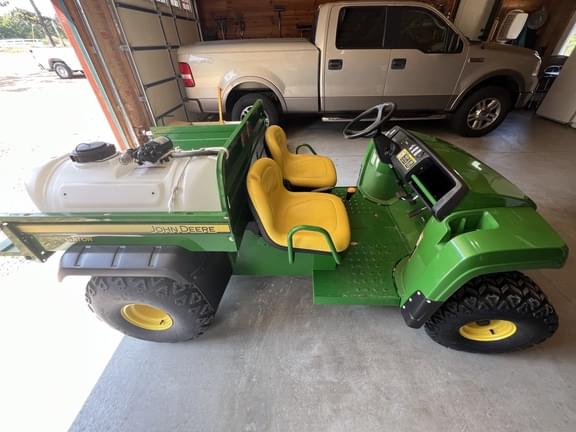 Image of John Deere Gator TS 4x2 equipment image 3