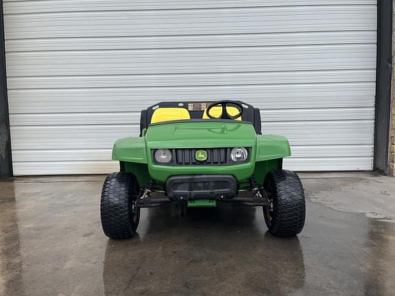 Image of John Deere Turf TX equipment image 3