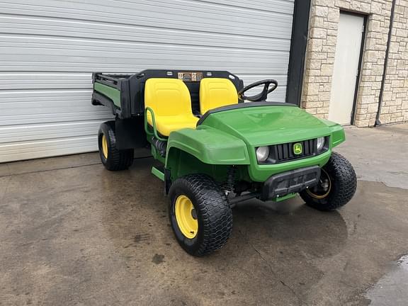 Image of John Deere Turf TX equipment image 2