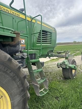Image of John Deere W235 equipment image 3