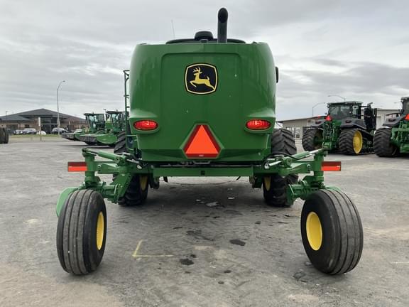 Image of John Deere W235 equipment image 3