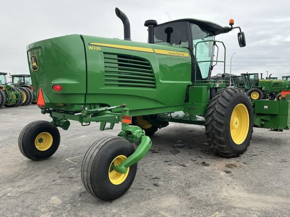 Image of John Deere W235 equipment image 4
